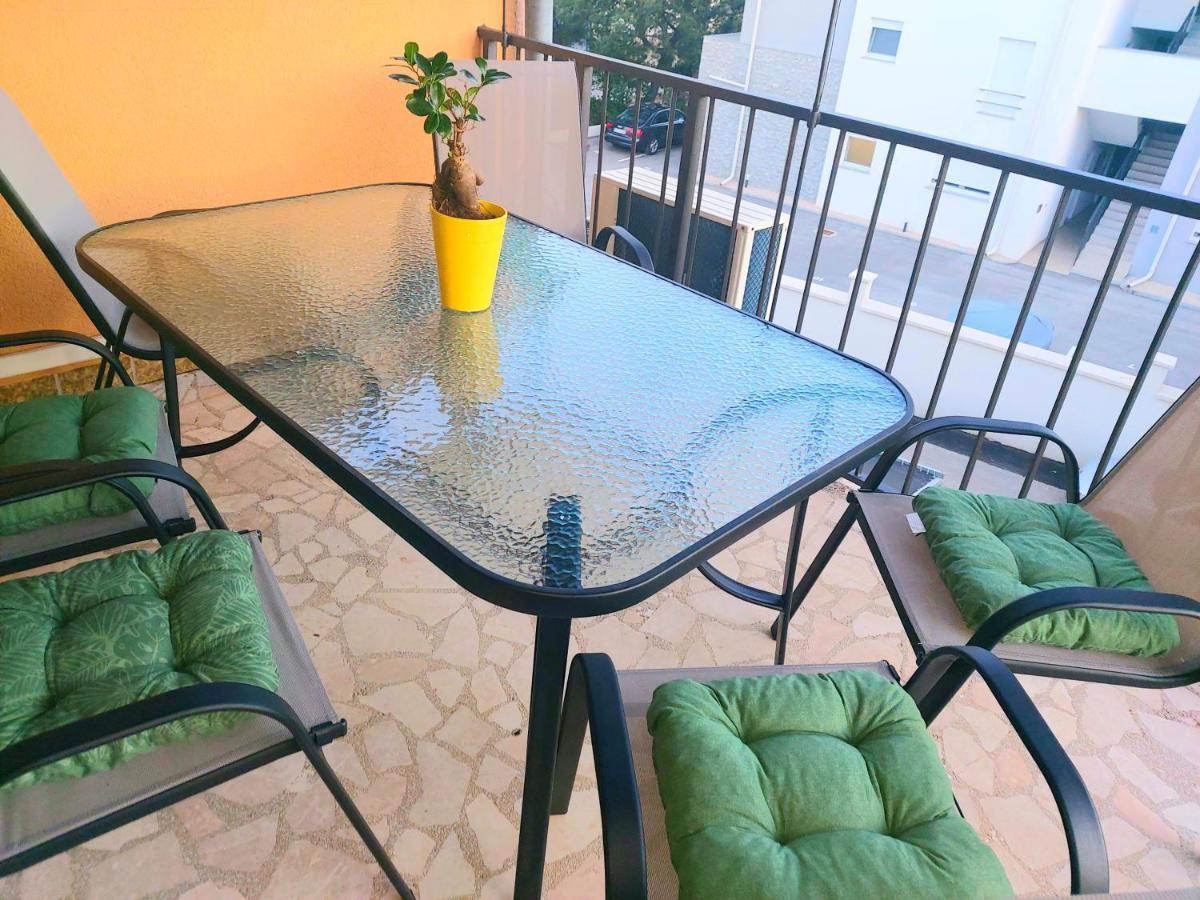 Apartman Arija-Pino Водице Екстериор снимка