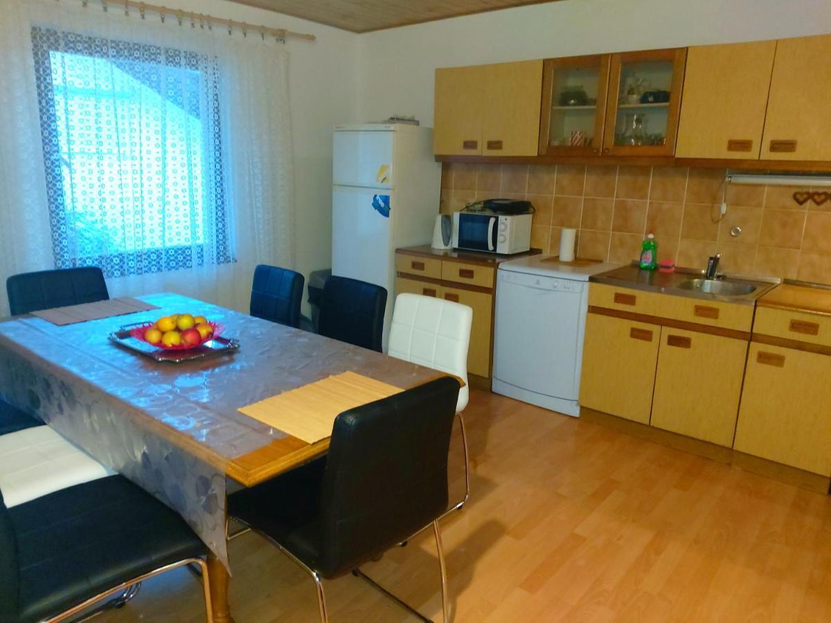 Apartman Arija-Pino Водице Екстериор снимка
